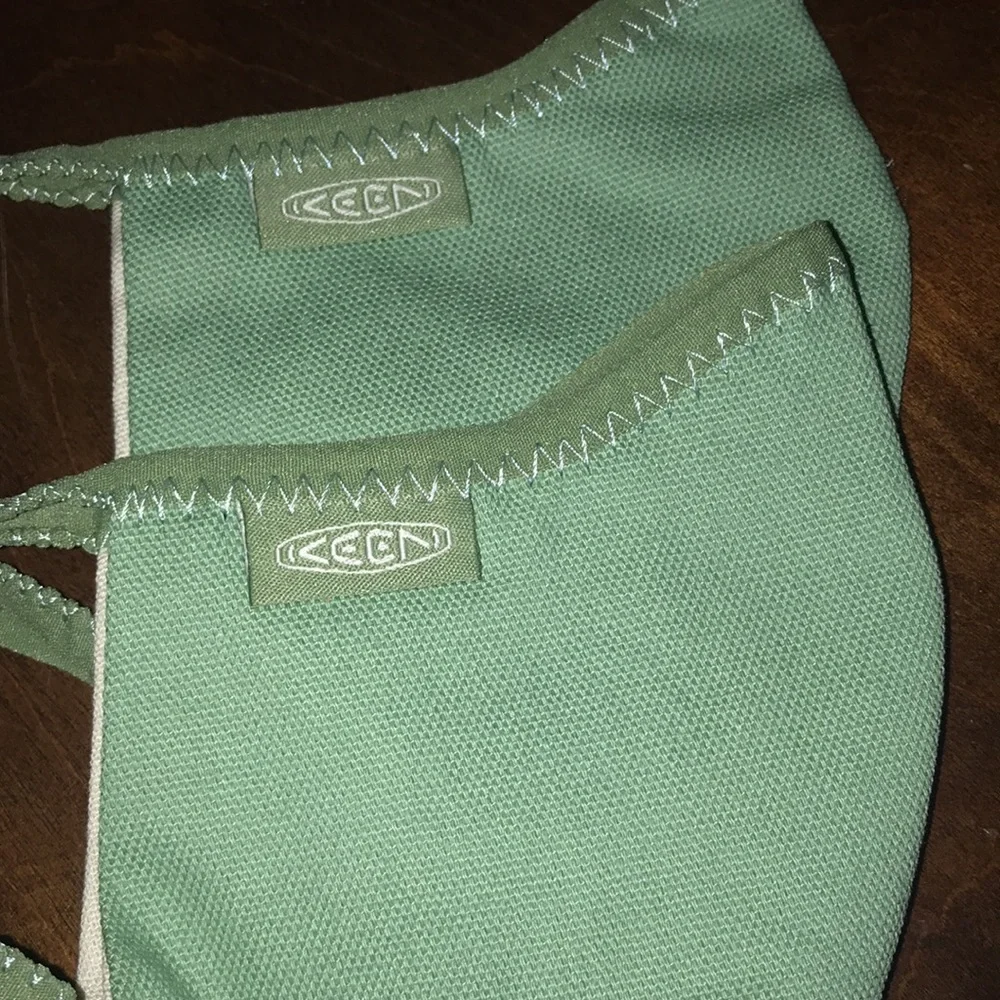 Keen NEW in Package 2 M/L Watercress Green Pair of Washable Reusable Face Masks